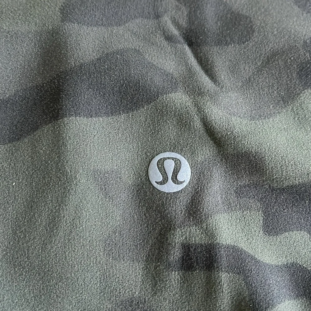 Camo Lululemon Leggings - Picture 8 of 15